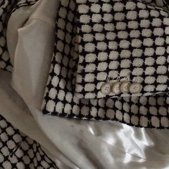 Ann Taylor. Size small. Jacket/blazer. - Picture 8 of 8